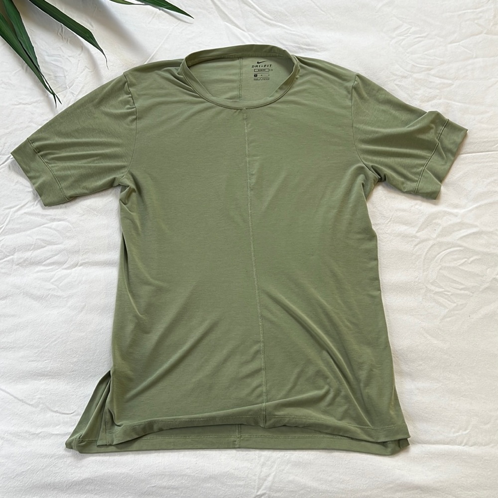 Nike Yoga Training T-Shirt